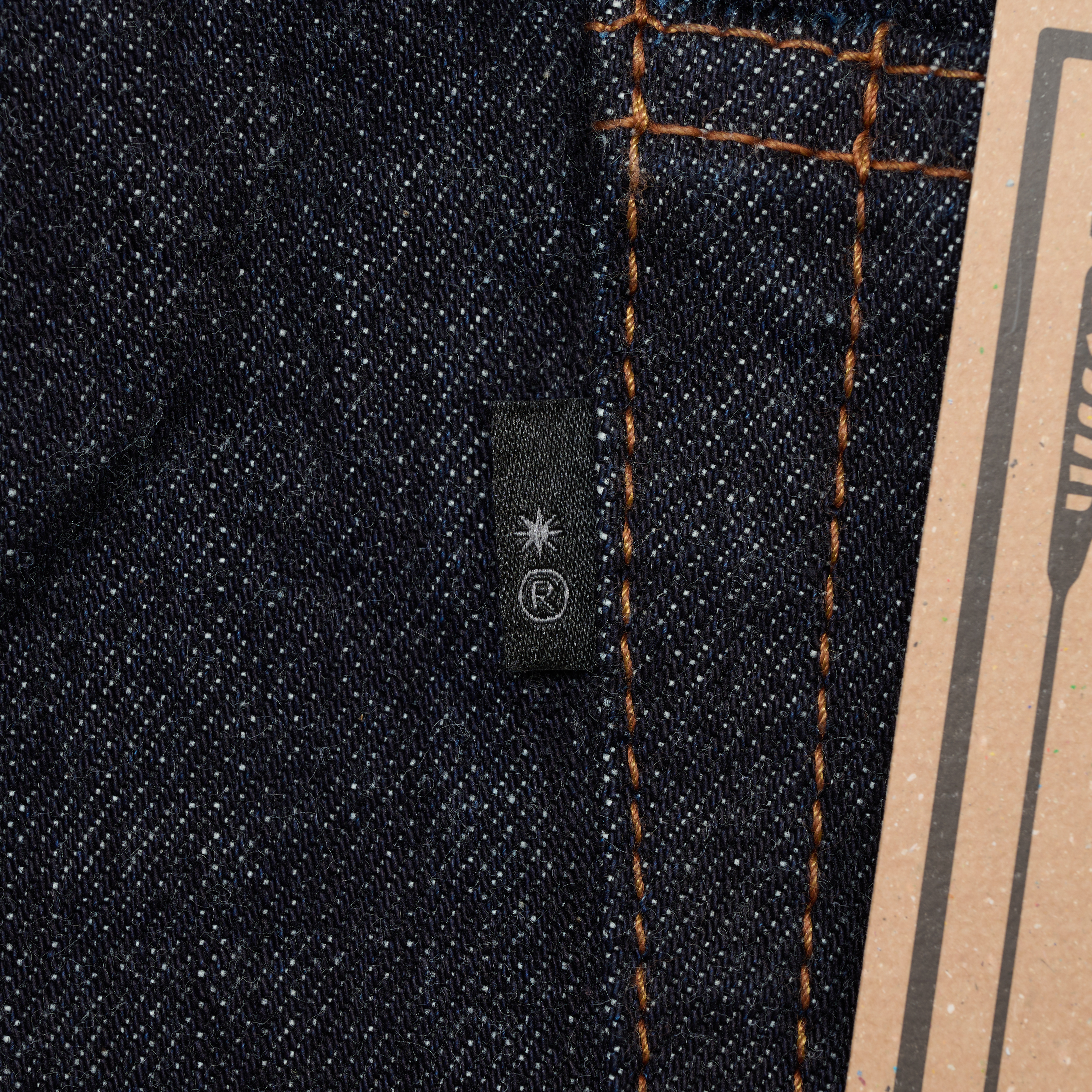 数々の地方で開催されたPOPUPにて先行お披露目されてきたGDC DENIMが 